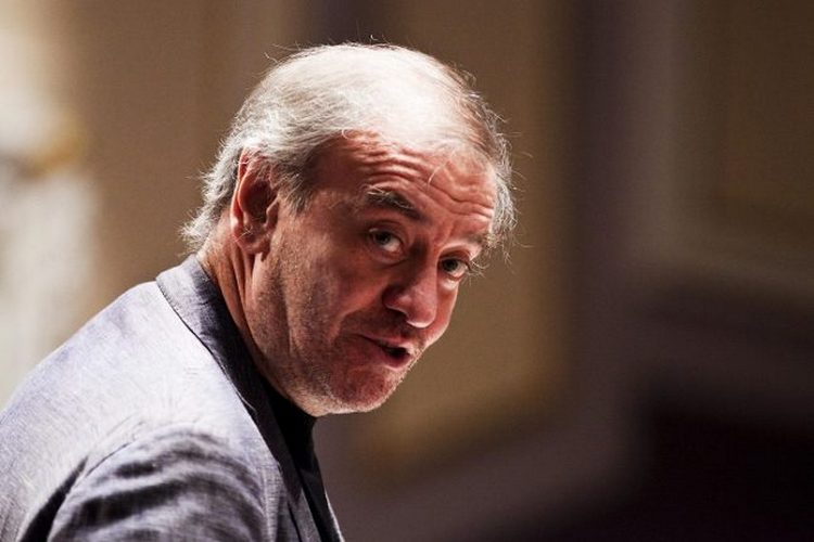 Валерий Гергиев е уволнен от поста главен диригент на Мюнхенската